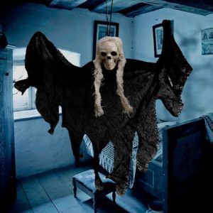 Hanging Skulls