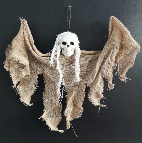 Hanging Skulls