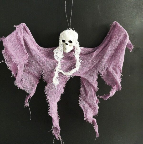Hanging Skulls