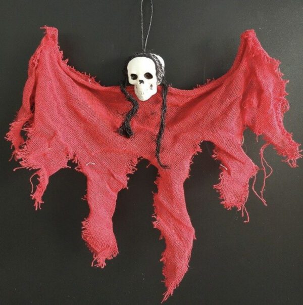 Hanging Skulls