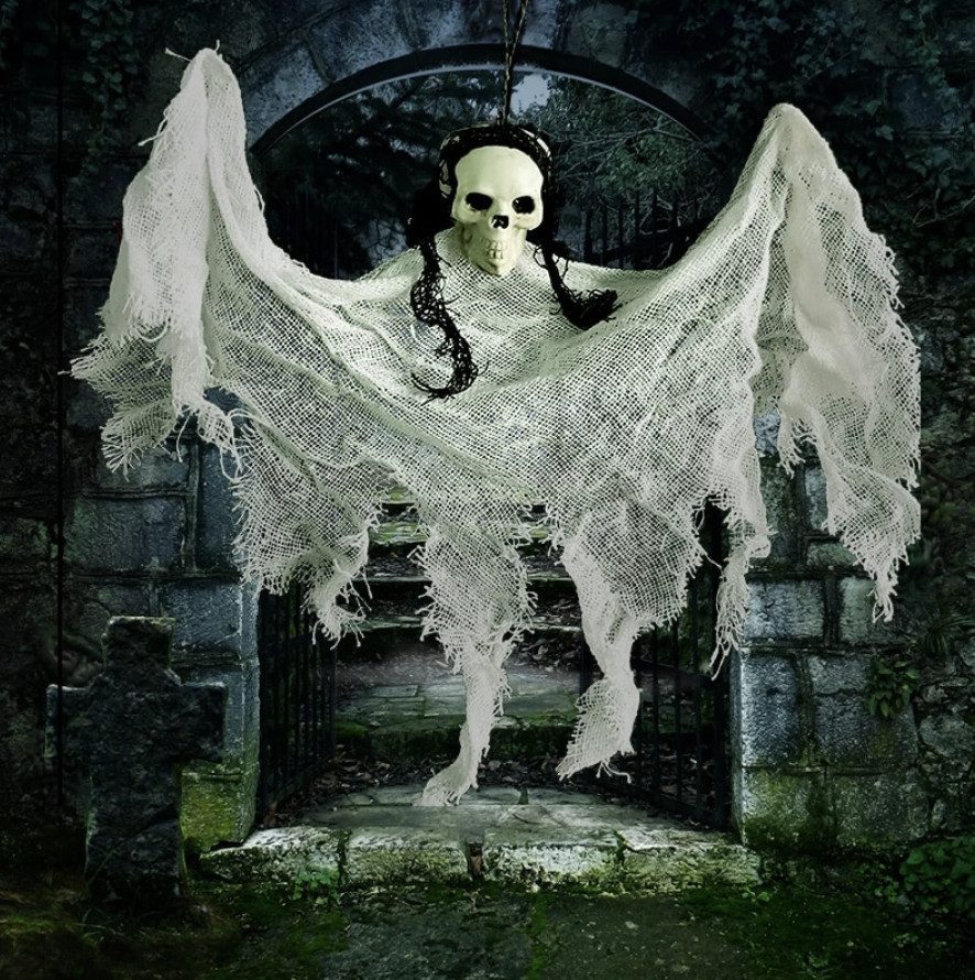 hanging skulls