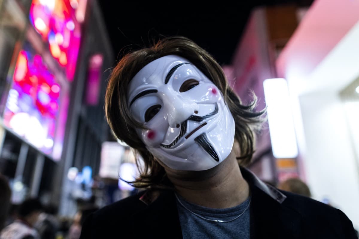 Anonymous mask