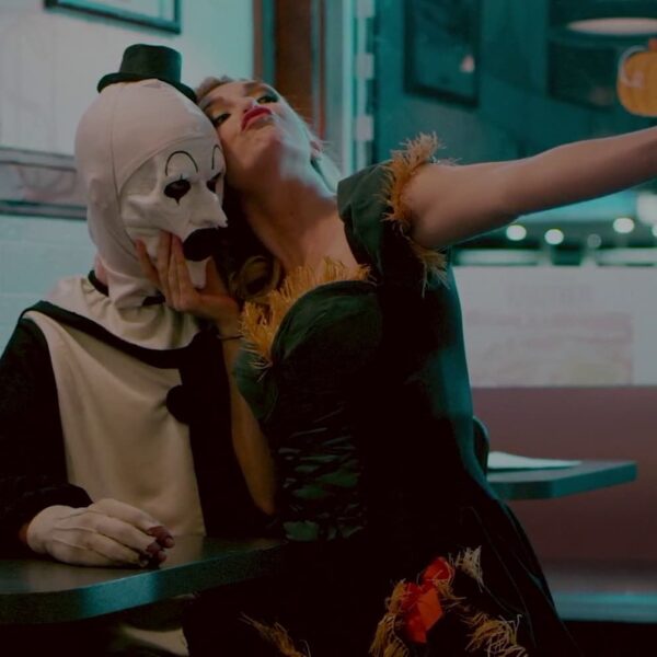 Art the Clown Costume & Mask - Image 7